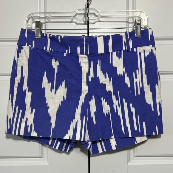 J. Crew Pants - J. Crew Women's Blue White Ikat Pattern Linen Blend Shorts‎ Size 2
